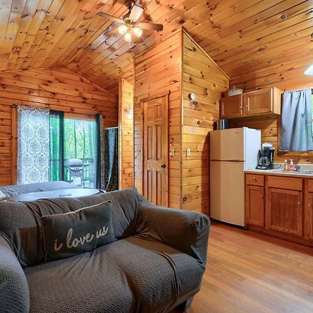Blue Rose Cabins - Wildwoods Cabin Logan Ngoại thất bức ảnh